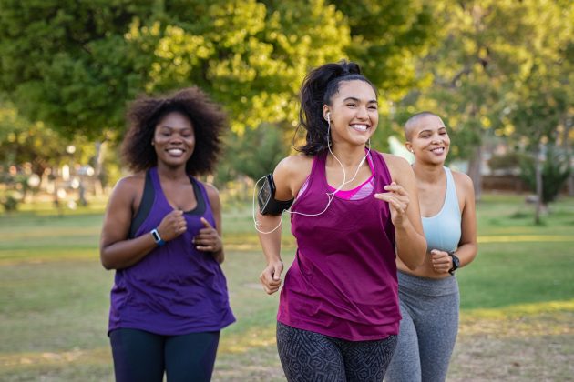 Stay healthy on a budget: Active curvy women jogging